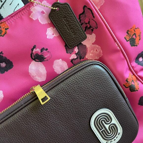 COACH TOTE BAG HOT PINK FLORAL LEATHER ACCENTS CARRY ALL VERSATILE ZIP AROUND - Picture 4 of 6